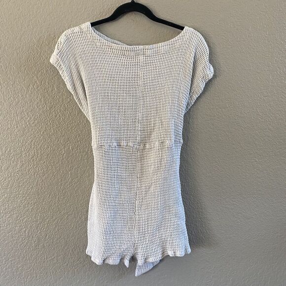 Free People Pull Me In Romper Womens XS Pebble Gray Waffle Knit Belted - Picture 8 of 15